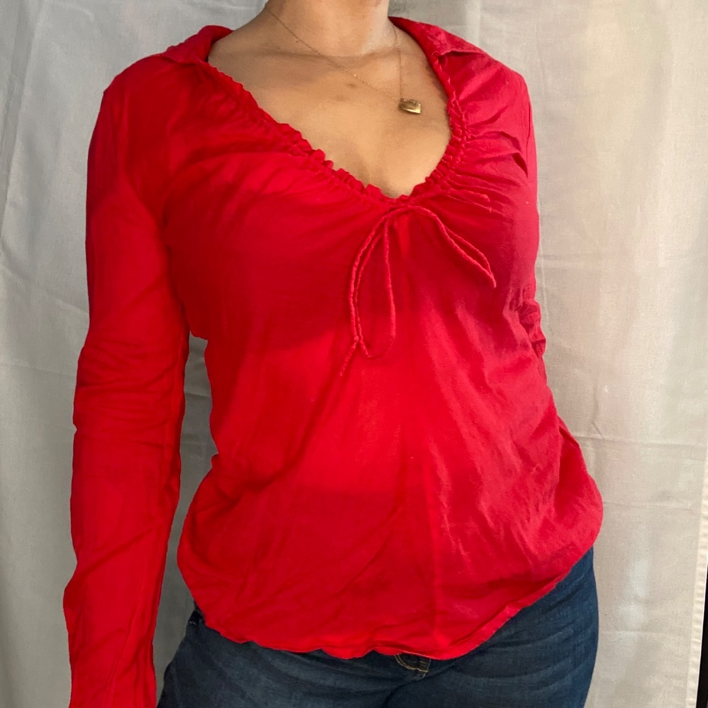 United Colors of Benetton __ Red top with ties